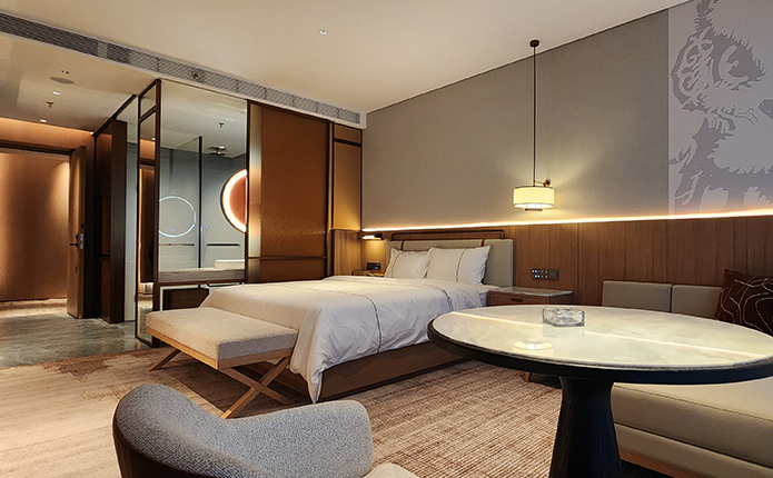 20240702105283728372